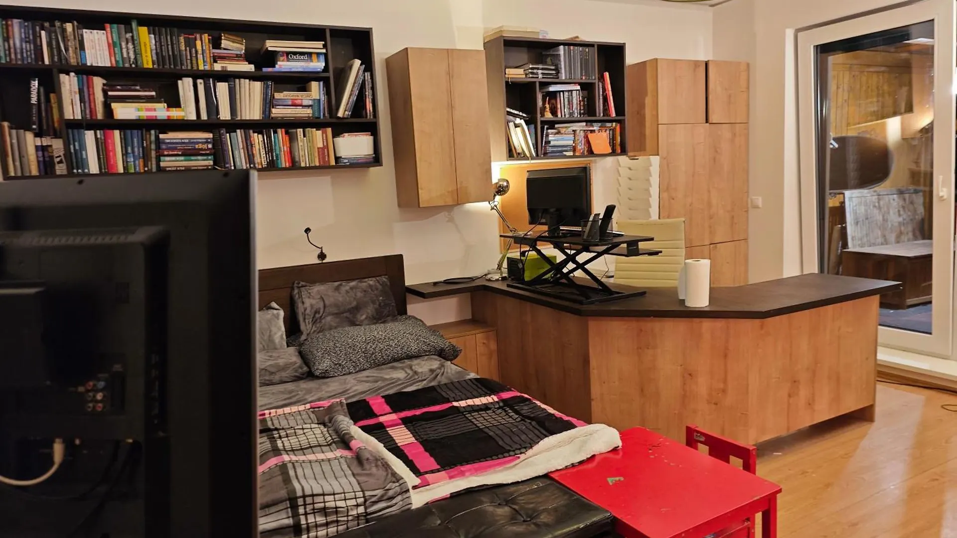 Sauna Apartament Zenklova 1, 4 Rooms, Terase, Garden, Sauna Prague Czech Republic