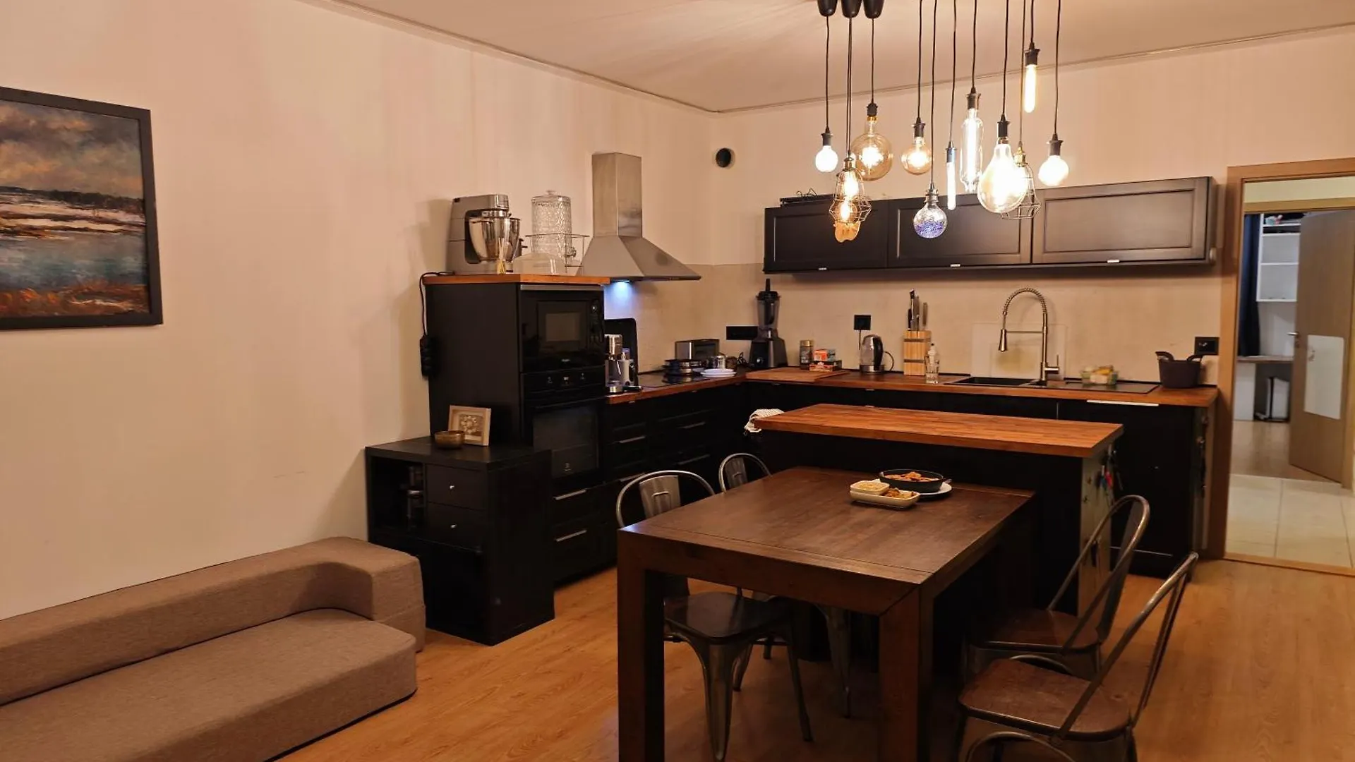 Sauna Apartament Zenklova 1, 4 Rooms, Terase, Garden, Sauna Prague