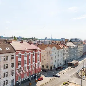 Brand New # 45 With Free Parking In The Center Praha