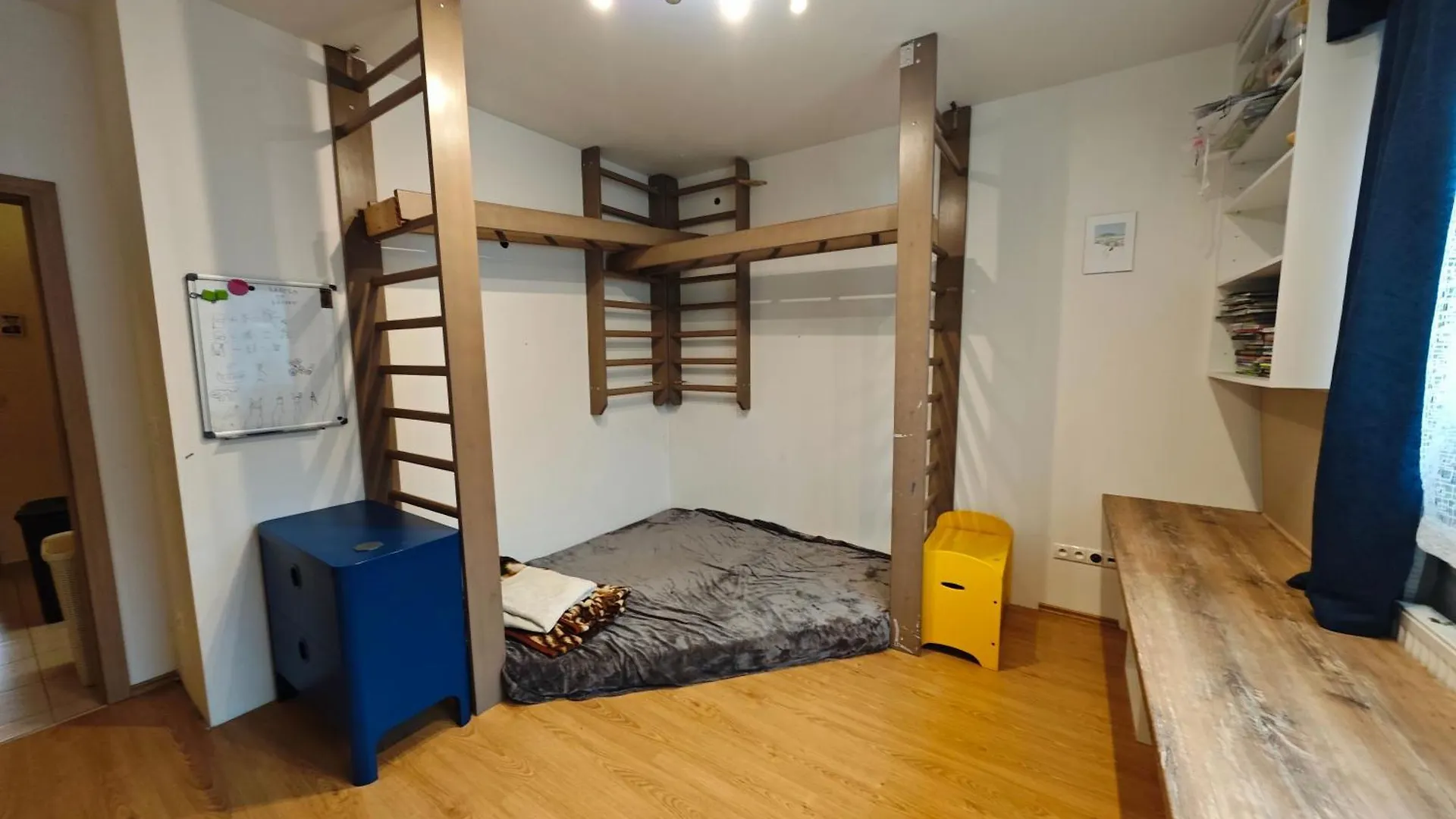 Sauna Apartament Zenklova 1, 4 Rooms, Terase, Garden, Sauna Praha Apartmán